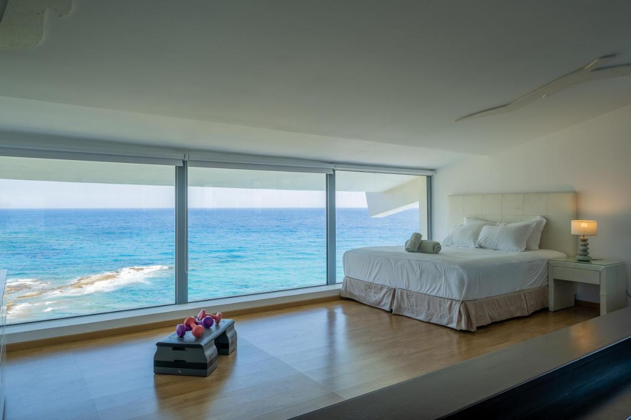 Icarus Luxury Beachfront Villa Gialiskari  Exterior photo